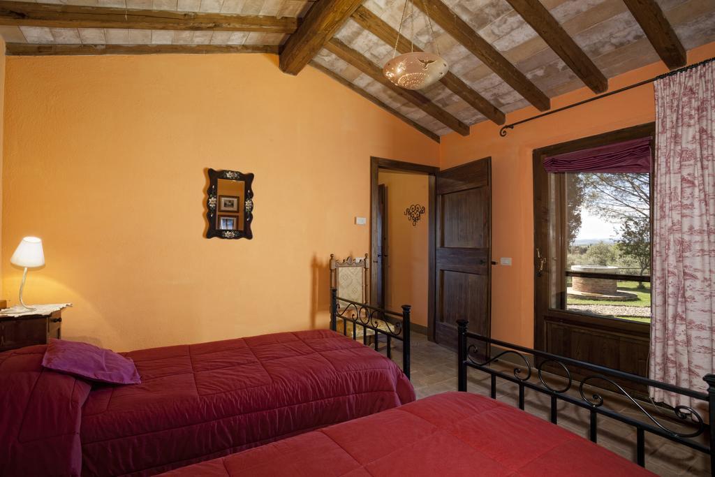 ブオンコンヴェント Fattoria Armenaヴィラ 部屋 写真